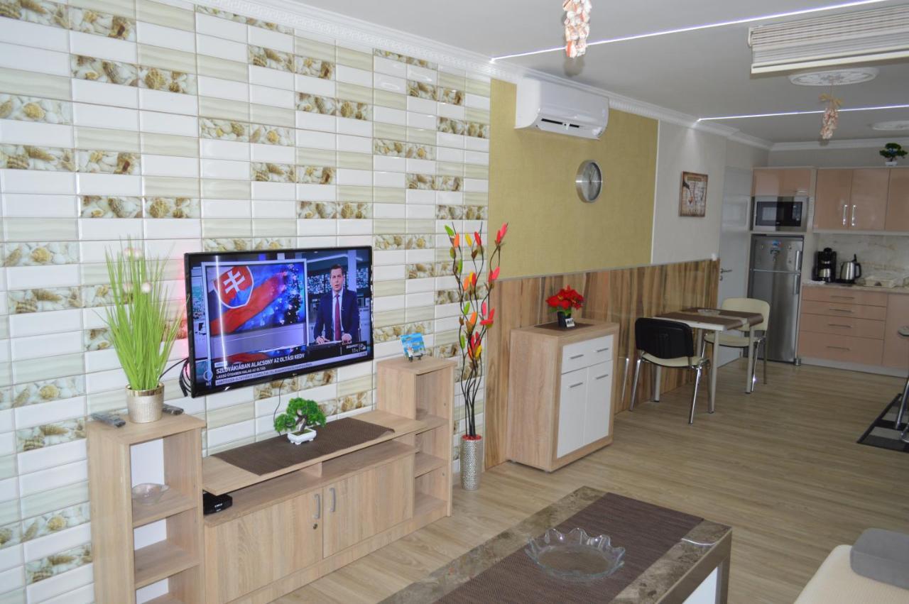 Апартаменти Siofok Ezuestpart Granada 2 Koezvetlen Vizparti Apartman Екстер'єр фото