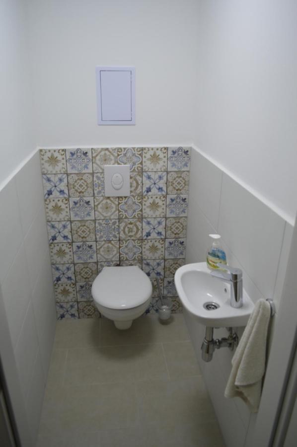 Апартаменти Siofok Ezuestpart Granada 2 Koezvetlen Vizparti Apartman Екстер'єр фото