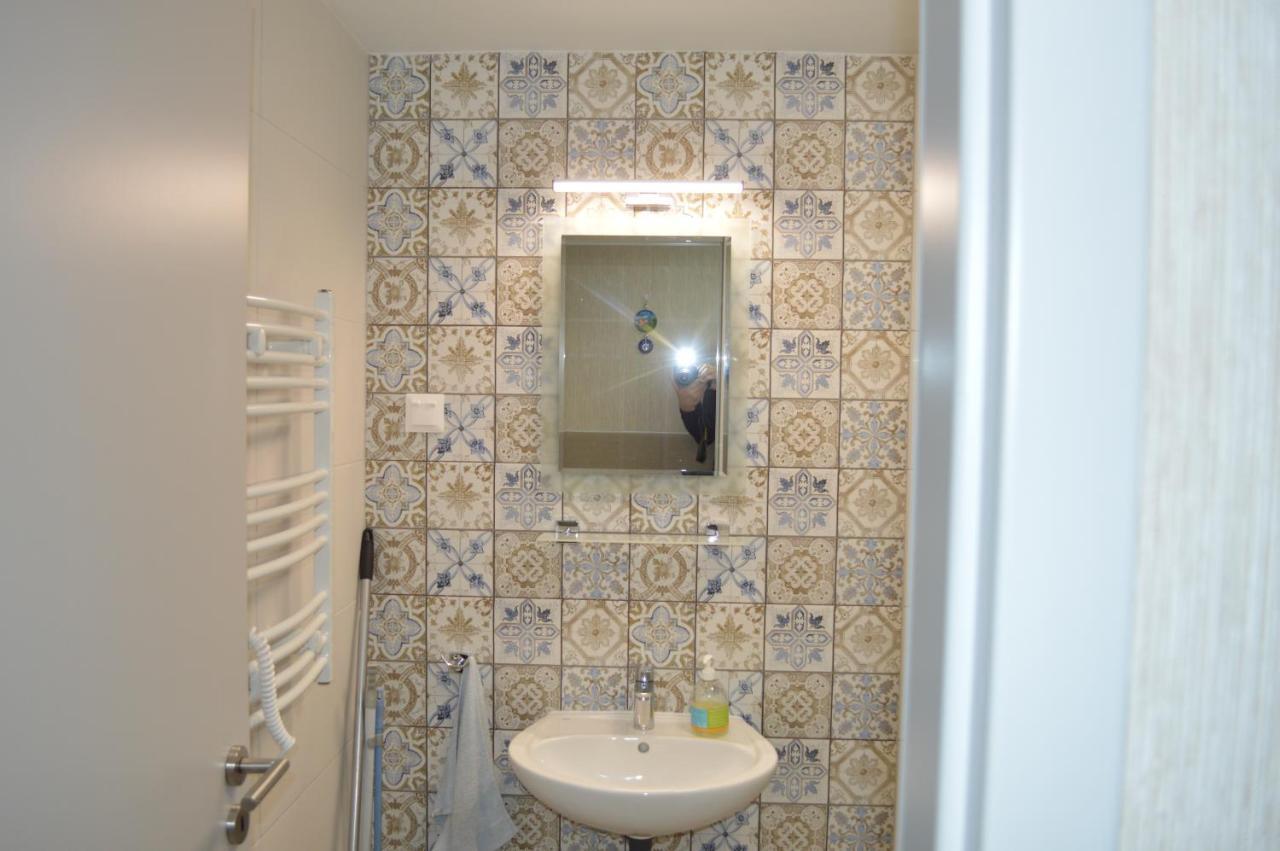 Апартаменти Siofok Ezuestpart Granada 2 Koezvetlen Vizparti Apartman Екстер'єр фото