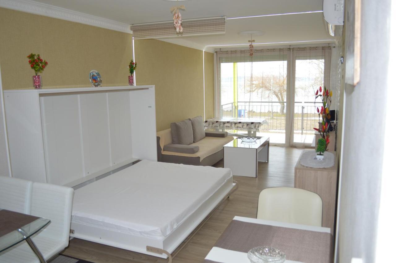 Апартаменти Siofok Ezuestpart Granada 2 Koezvetlen Vizparti Apartman Екстер'єр фото