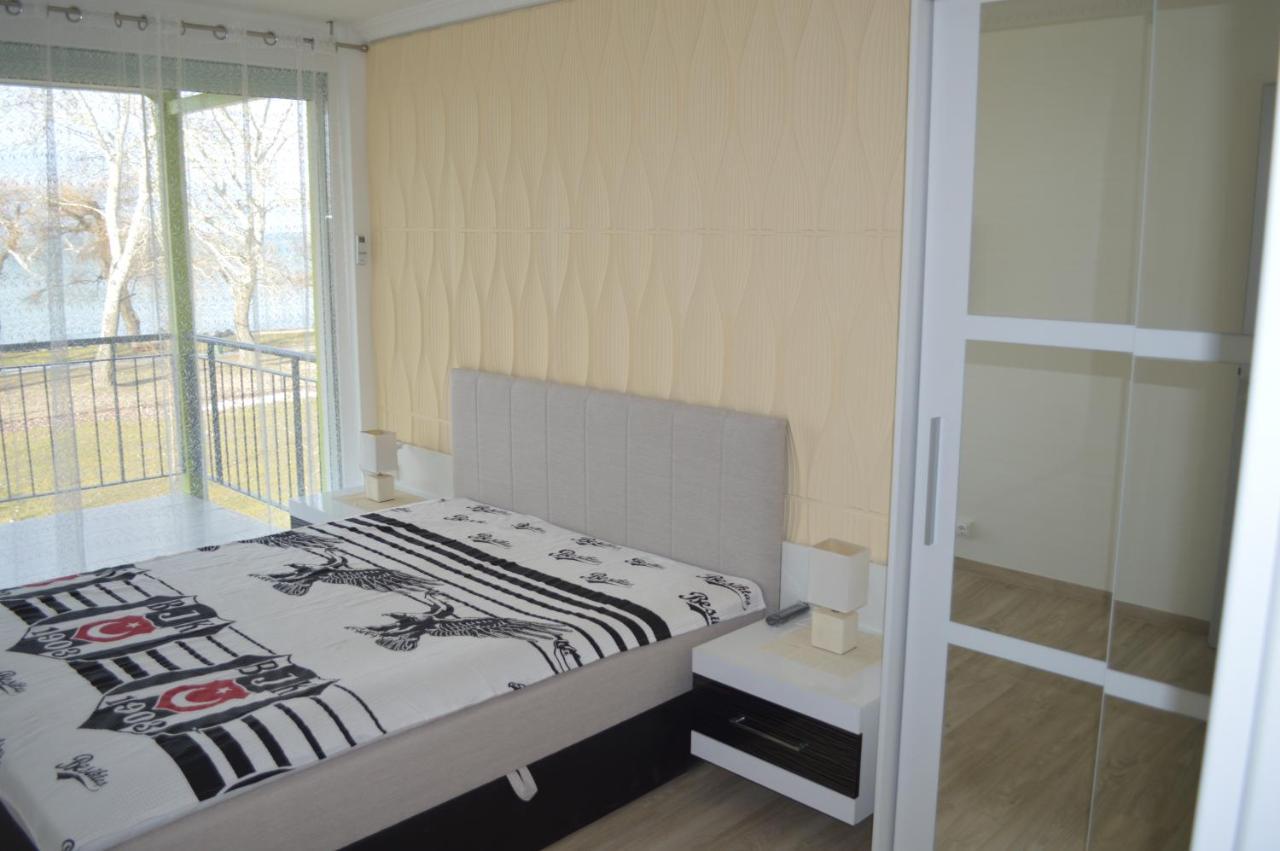 Апартаменти Siofok Ezuestpart Granada 2 Koezvetlen Vizparti Apartman Екстер'єр фото